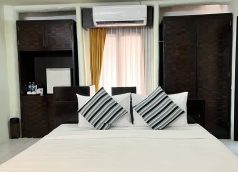 {{brizy_dc_image_alt imageSrc=